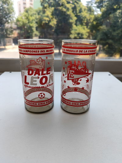 Vaso con vidrio - Estudiantes
