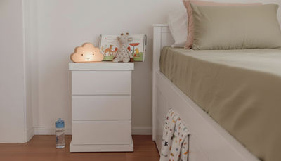Mesa de Luz con 3 Cajones