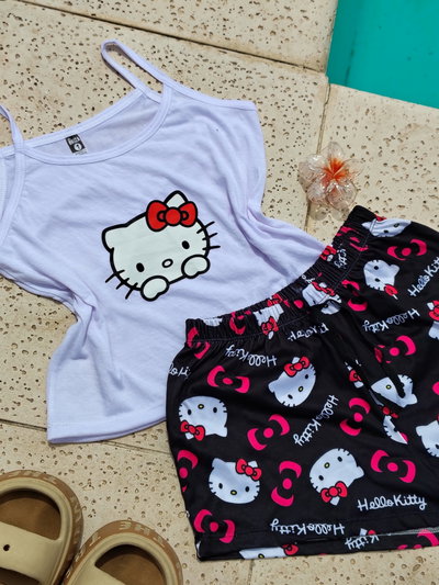 Conjunto Short/Musculosa HELLO KITTY R/N