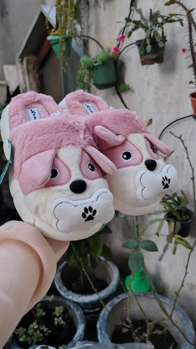 Perro con Hueso Rosa - Pantuflas TALLE 36/37