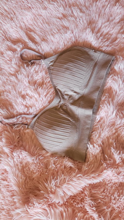 Top seamless canale c/ frunce en escote