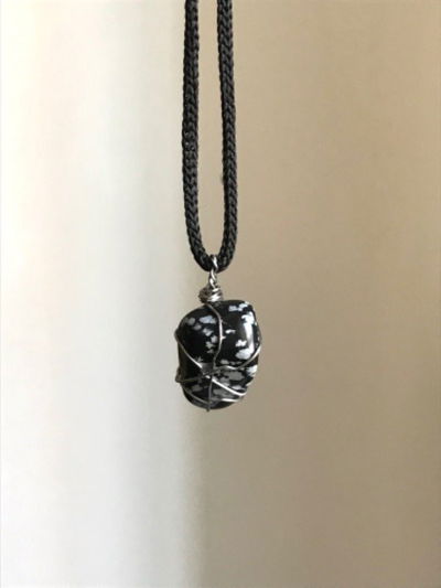 Collar Obsidiana nevada