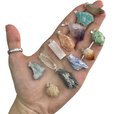 Dijes en bruto con ganchito