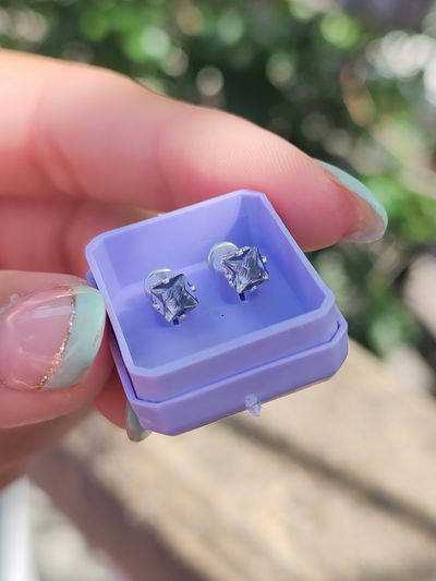 Abridores laminados cubic cuadrado violeta 