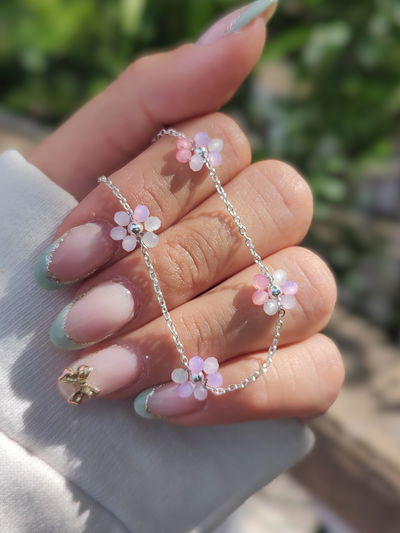 Pulsera flores pastel 