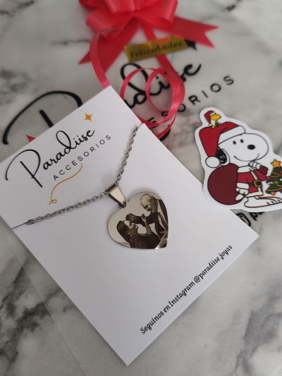 Collar grabado con foto