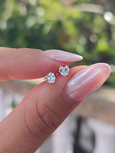 Aros pasantes cubic corazón gold 