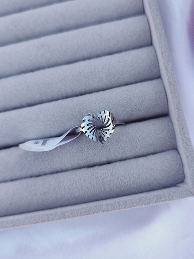 Anillo corazón calado T.18