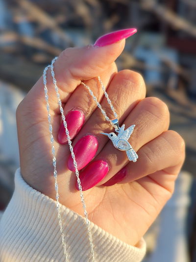 Collar colibrí blanco 