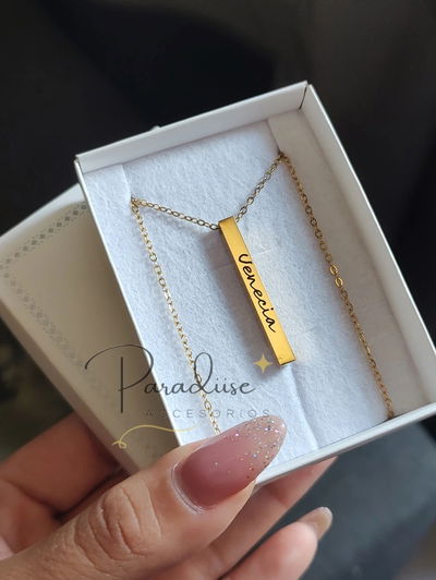 Collar barrita dorada