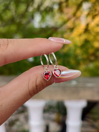 Argollas corazón cubic colgante rojo