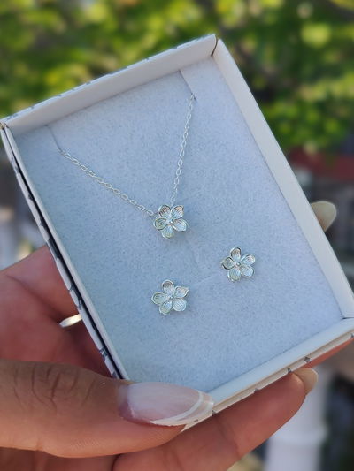 Conjunto Florcita (collar + aros)