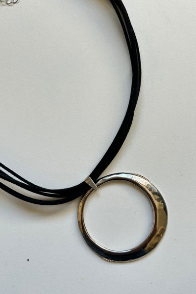 Collar gamuzado con hebilla de acero inoxidable 