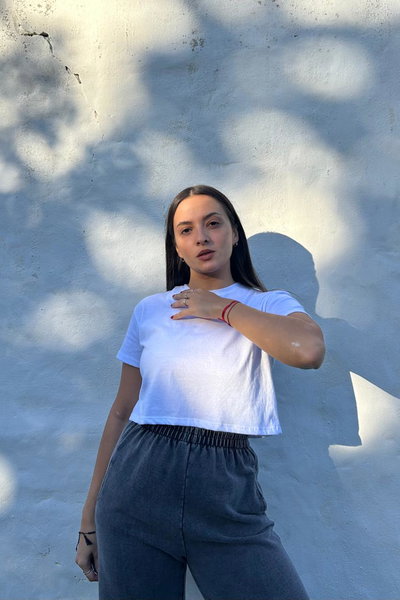 Remera crop top basica 