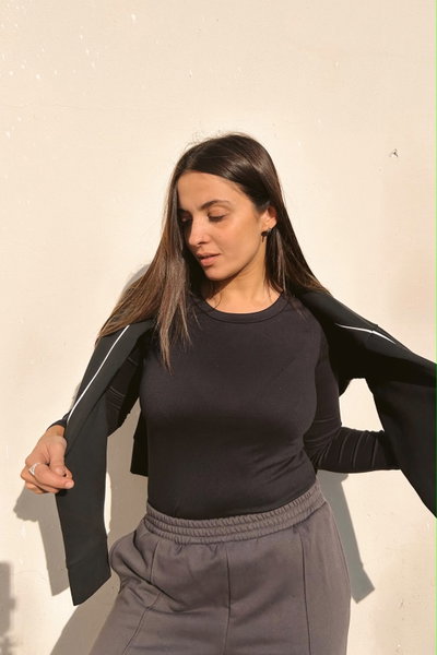 Remera manga larga cuello redondo 
