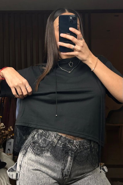 Remera con encaje 
