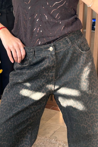 Wide leg animal print