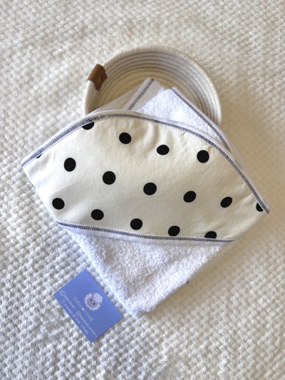 Toallon con capucha | lunares