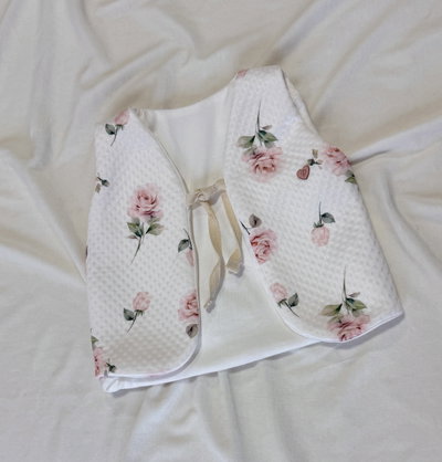 Chalequito jackard | flores blanco 