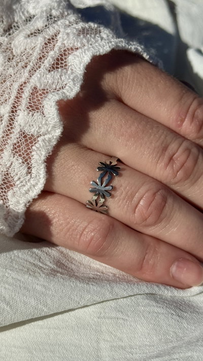 ANILLO ACERO QUIRURGICO 3 FLORES