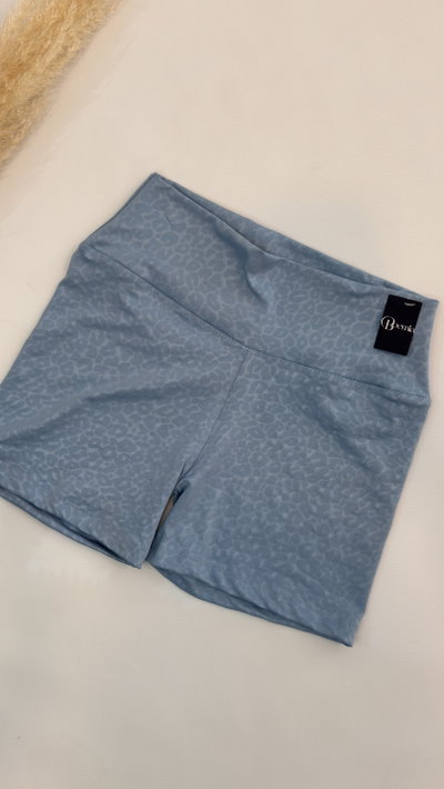SHORT GOLFADO DEPORTIVO CELESTE