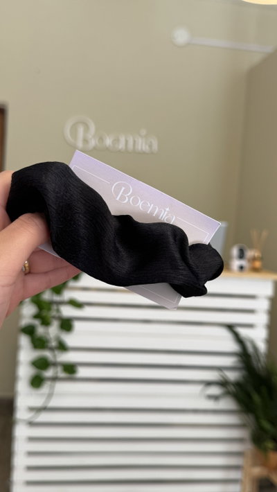 SCRUNCHIE 