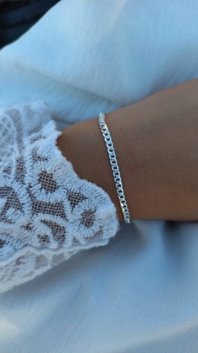 PULSERA CADENA FINA PLATEADA