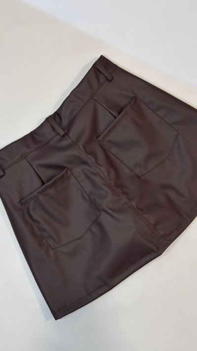 SHORT POLLERA ENGOMADA  CLASICA