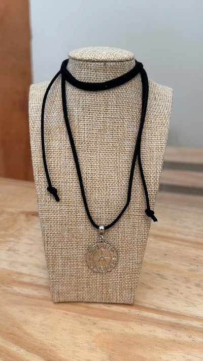CHOUQUER NEGRO CIRCULO