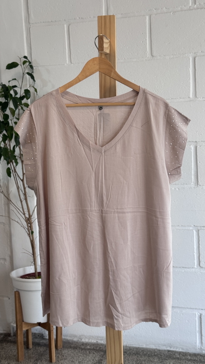MUSCULOSA DE LINO CON STRAS 
