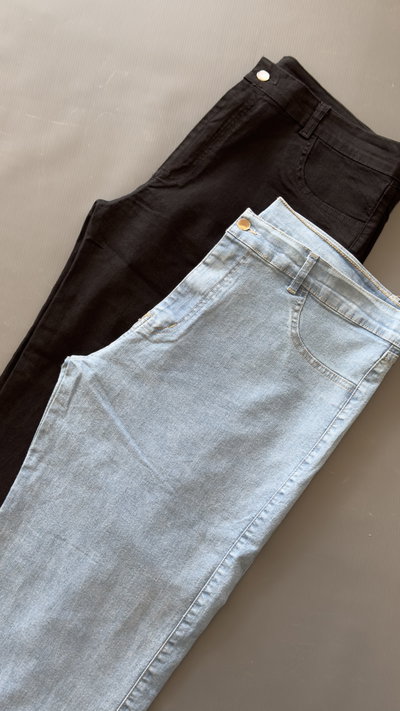 JEANS RECTO ELASTIZADO NEGRO
