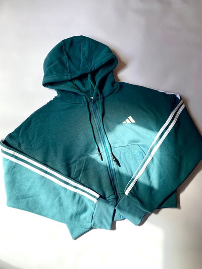 Campera Adidas frizada