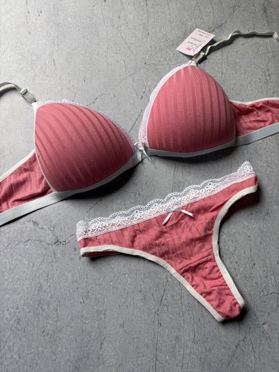 Conjunto - Triángulo Soft