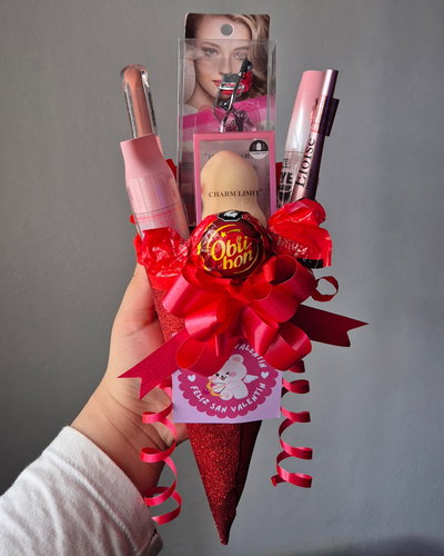 Ramo de maquillaje San Valentin 🏹❤️