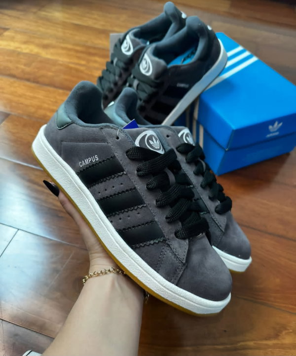 Adidas Campus