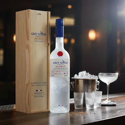 Vodka Grey Groose Ducasse En Estuche De Madera