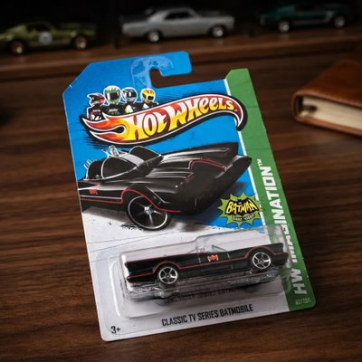 Hot Wheels Classic Tv Series Batmobile 62/250 - 2012