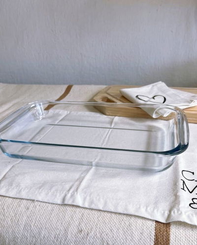 Fuente de vidrio apta freezer y horno