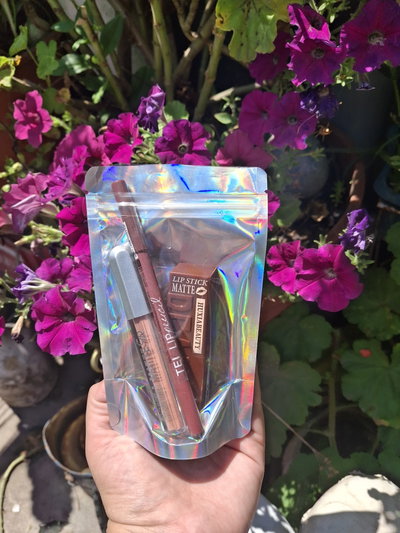 Lip comb brown