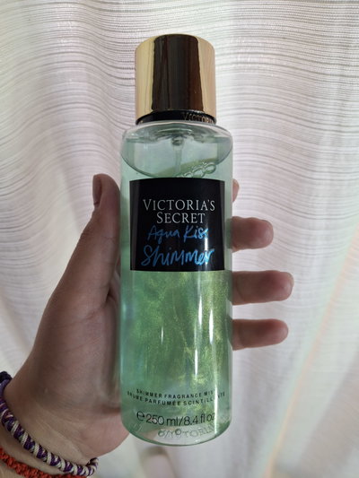 Victoria's Secret Aqua Kiss Shimmer