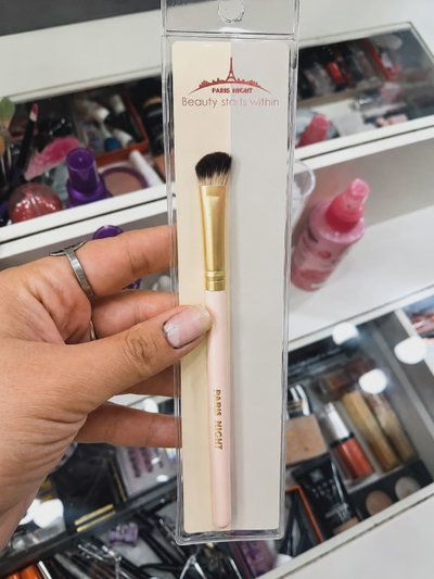 Brocha Angled Shadow Brush ParisNight (pincel angular para sombras) 
