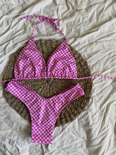Bikini Pili