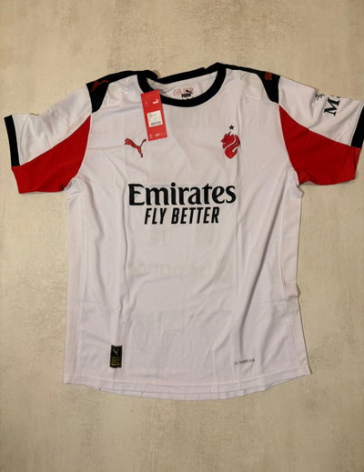 Milan suplente 25/26