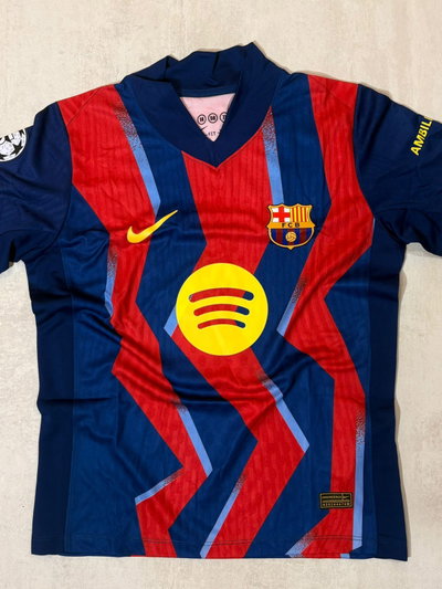 Barcelona Cuarta equipación