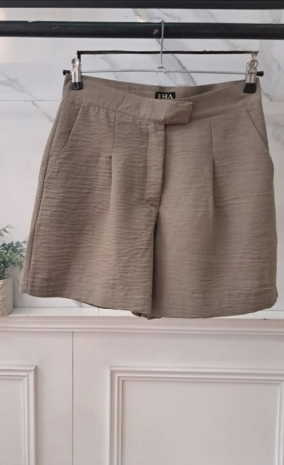 Short roma de lino