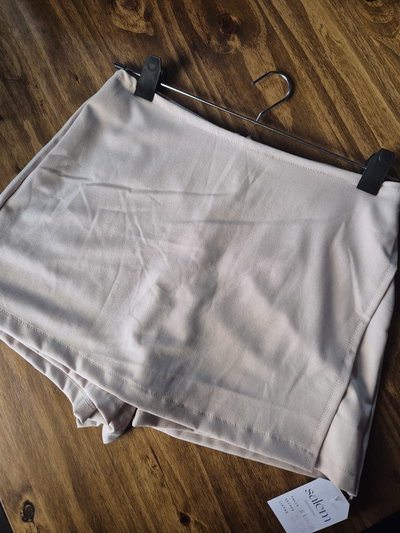 Skort lino elastizado beige
