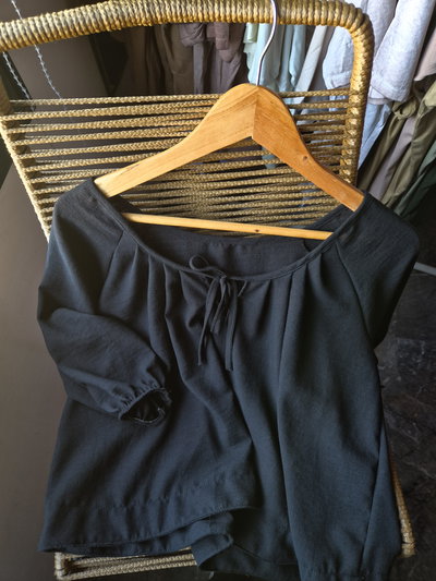 Blusa corta Julieta