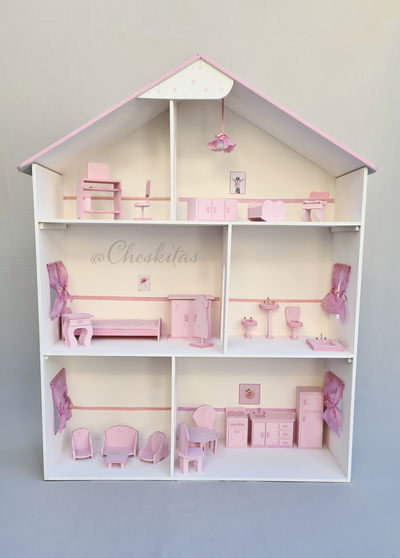 Casita XL techo dos aguas sin muebles