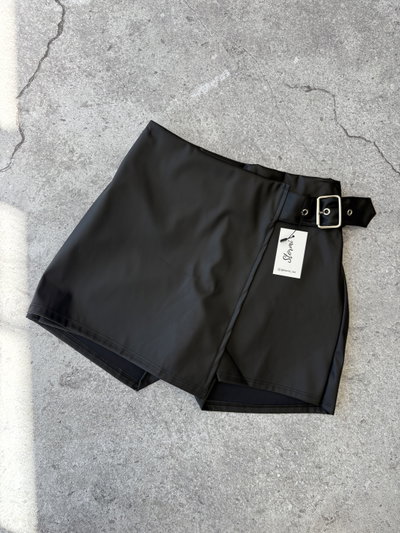 Short pollera Dakota