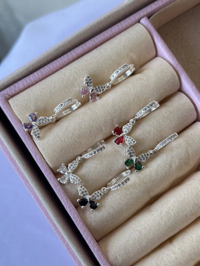 Aros mariposas en acero blanco